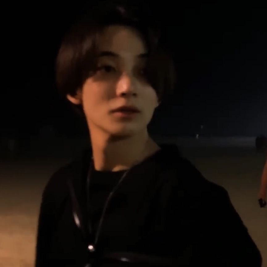 coupjjongii's tweet photo. day 1 of yuren tryna find interactive moots (＞人＜;) #stantwt / #kpoptwt 

— he/him ( they/them is ok too )
ー filo ( en/fil/jpn ok)
— 16 // ‘07
— ults; seventeen, txt !! ( HYBE artist stan mostly )
— let's be friends (any fandom is okay!)

♡ / ⟳ for fb https://t.co/UEnuBEL5W7