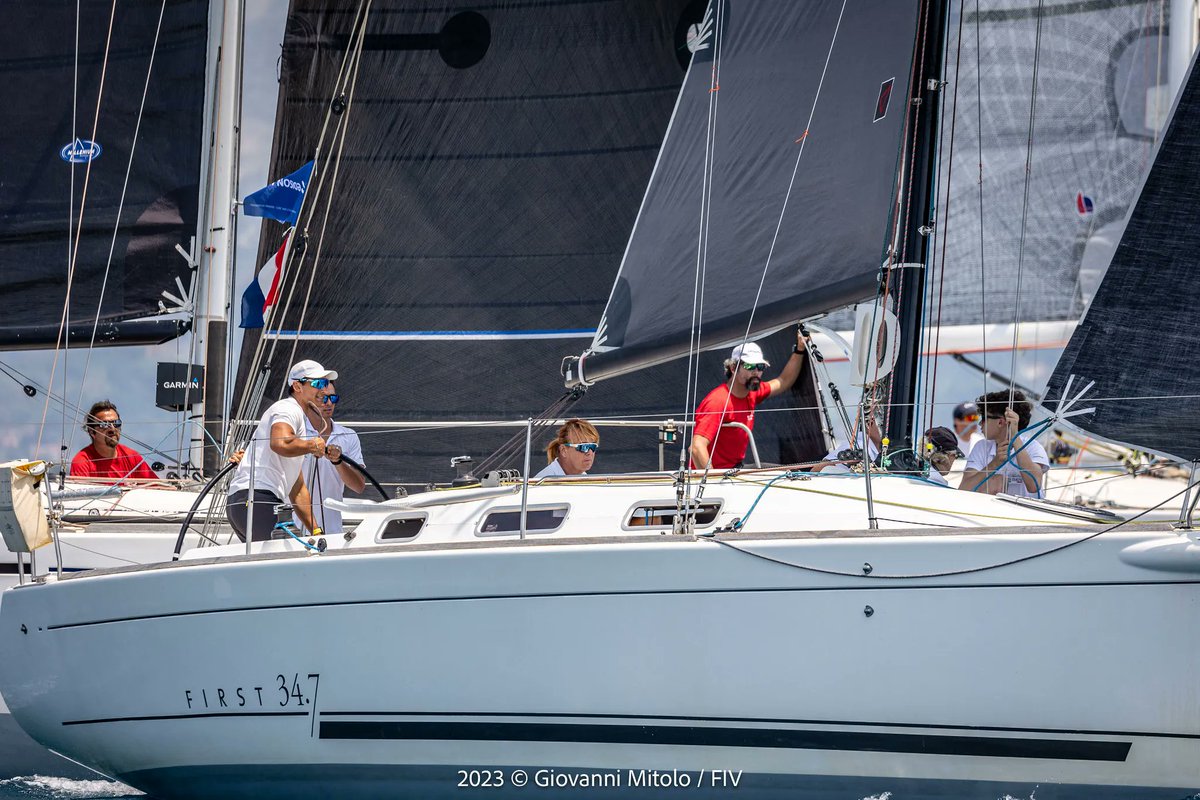 Congrats to Luca De Luca (CDV Erix) and crew aboard their First 34.7 Melagodo [Design 543] for winning the 2023 Edison Next Italian Offshore Sailing Champions in ORC C-D Cruiser/Racer! #Results #Champions #Performance #Design #Farr