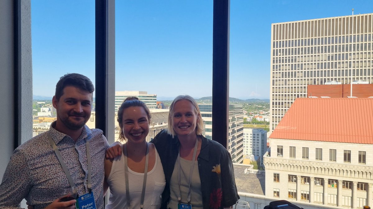 Peter_Aldiss's tweet image. Kicking off our first @SSIBsociety meeting. It&apos;s @Metabolcenter on tour with some dude from @IMS_MRL #SSIB2023