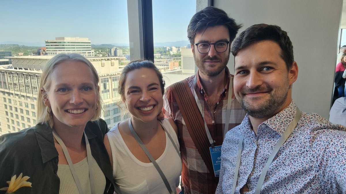 Peter_Aldiss's tweet image. Kicking off our first @SSIBsociety meeting. It&apos;s @Metabolcenter on tour with some dude from @IMS_MRL #SSIB2023