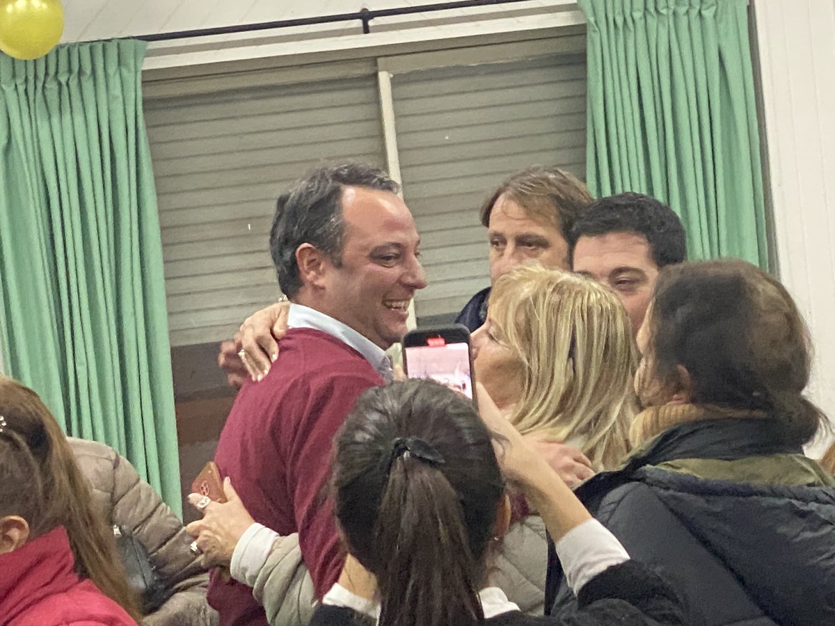 JuntosAreco's tweet photo. Presentación de lista ; #Fran2023💪 ¡Se Siente! ¡Se Siente! @rattofranc #Intendente🙌 https://t.co/63wDiNfdoQ