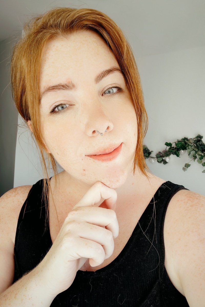 em. 🌿 tweet media