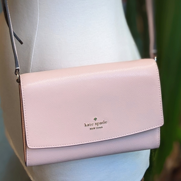 FibroFit's tweet image. So good I had to share! Check out all the items I'm loving on @Poshmarkapp #poshmark #fashion #style #shopmycloset #katespade #louisvuitton: posh.mk/MEcqej9wmBb