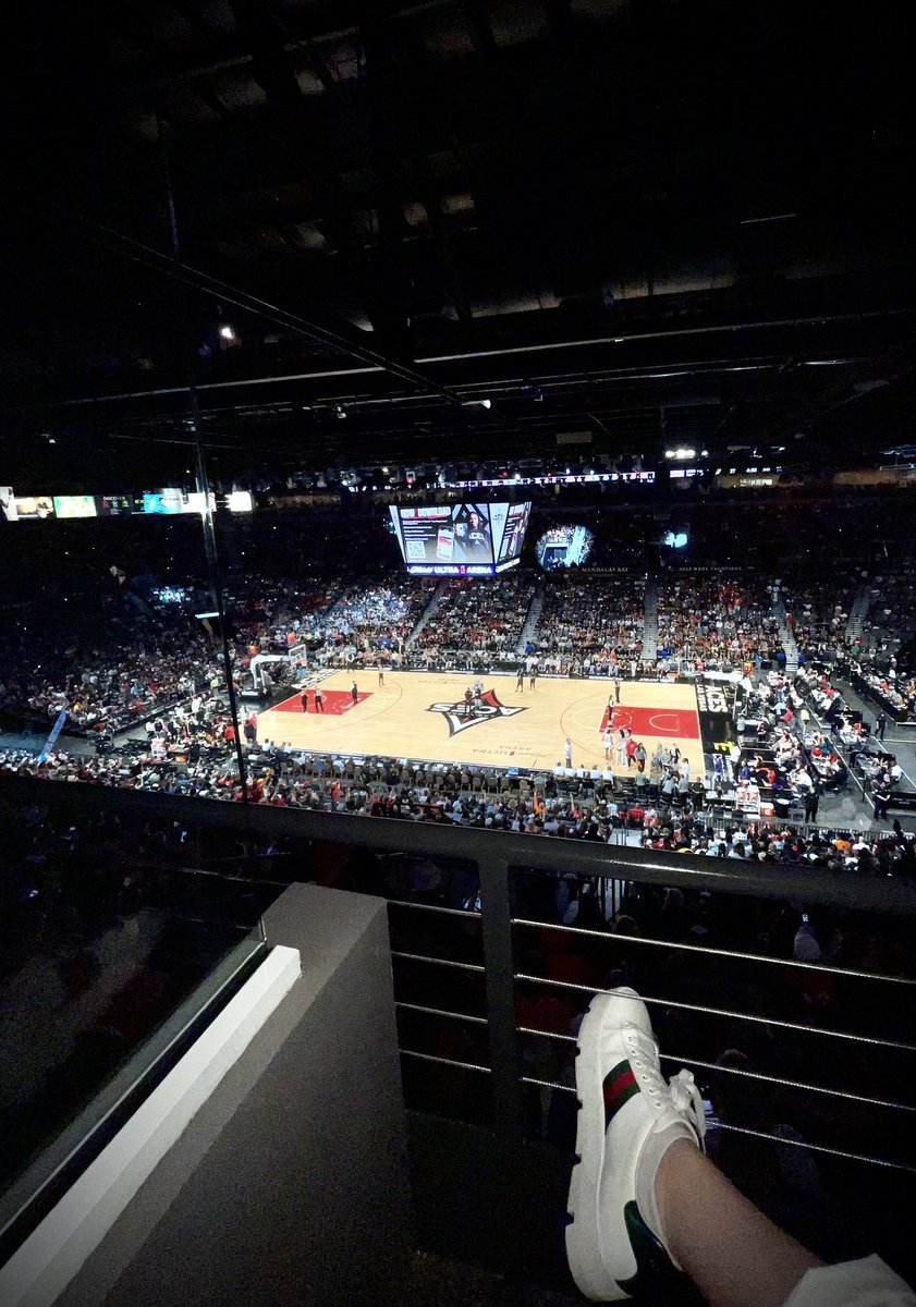 hereby committing to <a href="/LVAces/">Las Vegas Aces</a> fandom