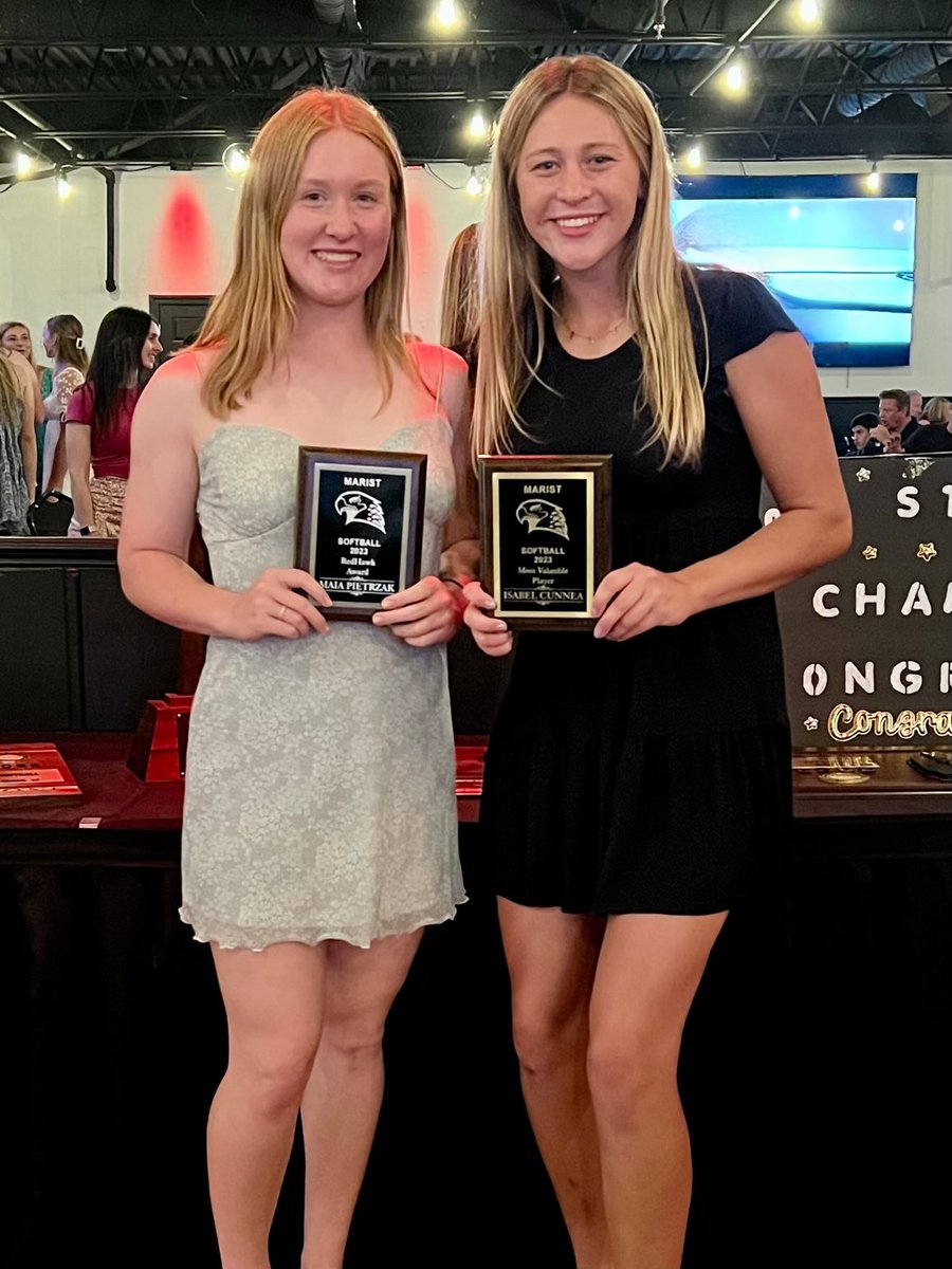 🥎 Marist Softball 🥎 (@redhawksb) on Twitter photo What a great night celebrating an amazing group and an unforgettable season❤️🖤 We love you, Team21! What a great night celebrating an amazing group and an unforgettable season❤️🖤 We love you, Team21!