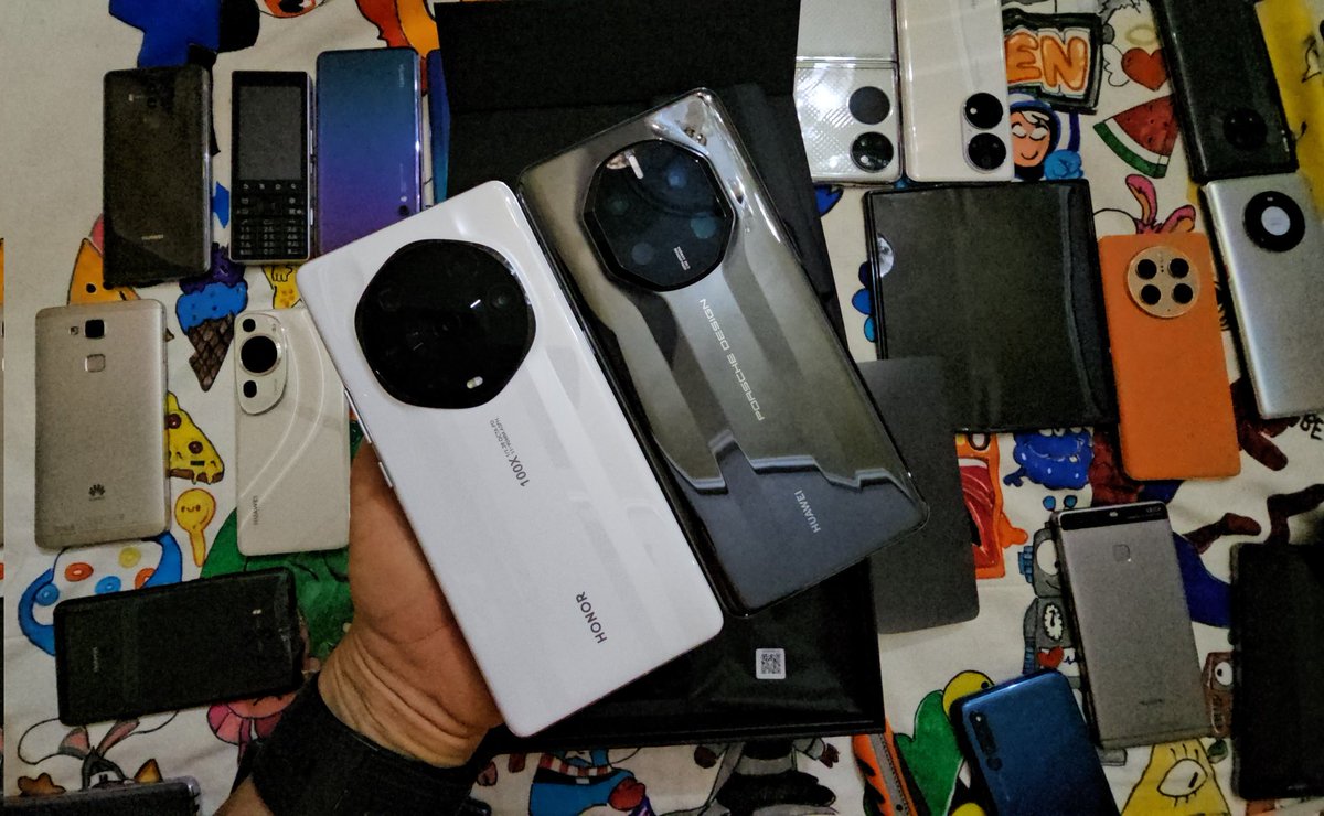fabrizio_degni's tweet photo. In these pictures you can see how similar the #Honor #Magic3Pro+ is... Honor get inspiration from Huawei not the opposite of course!
#huawei #huaweimate50rs #technology #huaweimobile #cuttingedge #tech https://t.co/FUEWB6qG2b