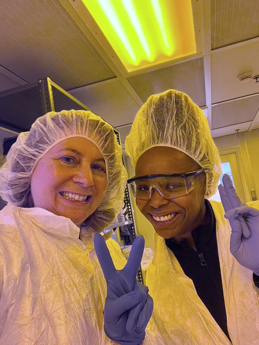 KristenLabazzo's tweet photo. Great day introducing @RutgersSOE Engineering Summer Academy students to the Best Major Ever. Had fun in the cleanroom learning about photolithography, lab-on-a-chip, and how to microfabricate @taylorswift13 !  Shoutout to my TA Janell and the Zahn lab for their help! @BMERutgers https://t.co/pjke20a7W6