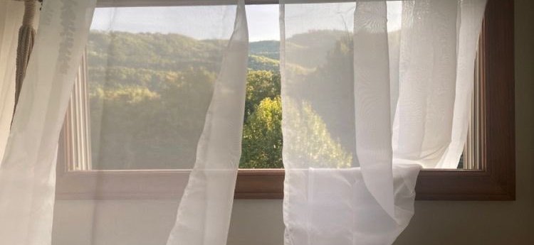 Lunsite's tweet image. ⠀

⠀⠀⠀⠀The wind blows, carrying a new
⠀⠀⠀⠀whisper of  the  universe  about
⠀⠀⠀⠀a young soul who offers myriad 
⠀⠀⠀⠀premium   applications  nestled
⠀⠀⠀⠀within the  palms  of her  hands.

⠀⠀