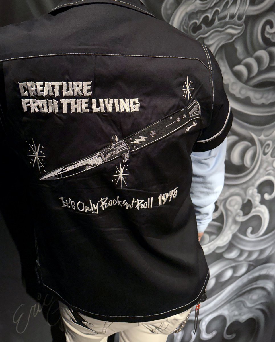 greed_store's tweet photo. #creaturefromtheliving
2023 S/S『IT'S ONLY ROCK'N'ROLL 1975』!!
●「IT'S ONLY ROCK'N'ROLL 1975」Bowling Shirt!!
#CFTL ならではな着丈長めの美しいシルエットが特長!!
Tシャツとの重ね着がおすすめ!!
◎詳しくはコチラ
https://t.co/uCBq4UaHo2
◎ご購入はコチラ
https://t.co/ufFGaiNgUM https://t.co/KHcUpw7rNY