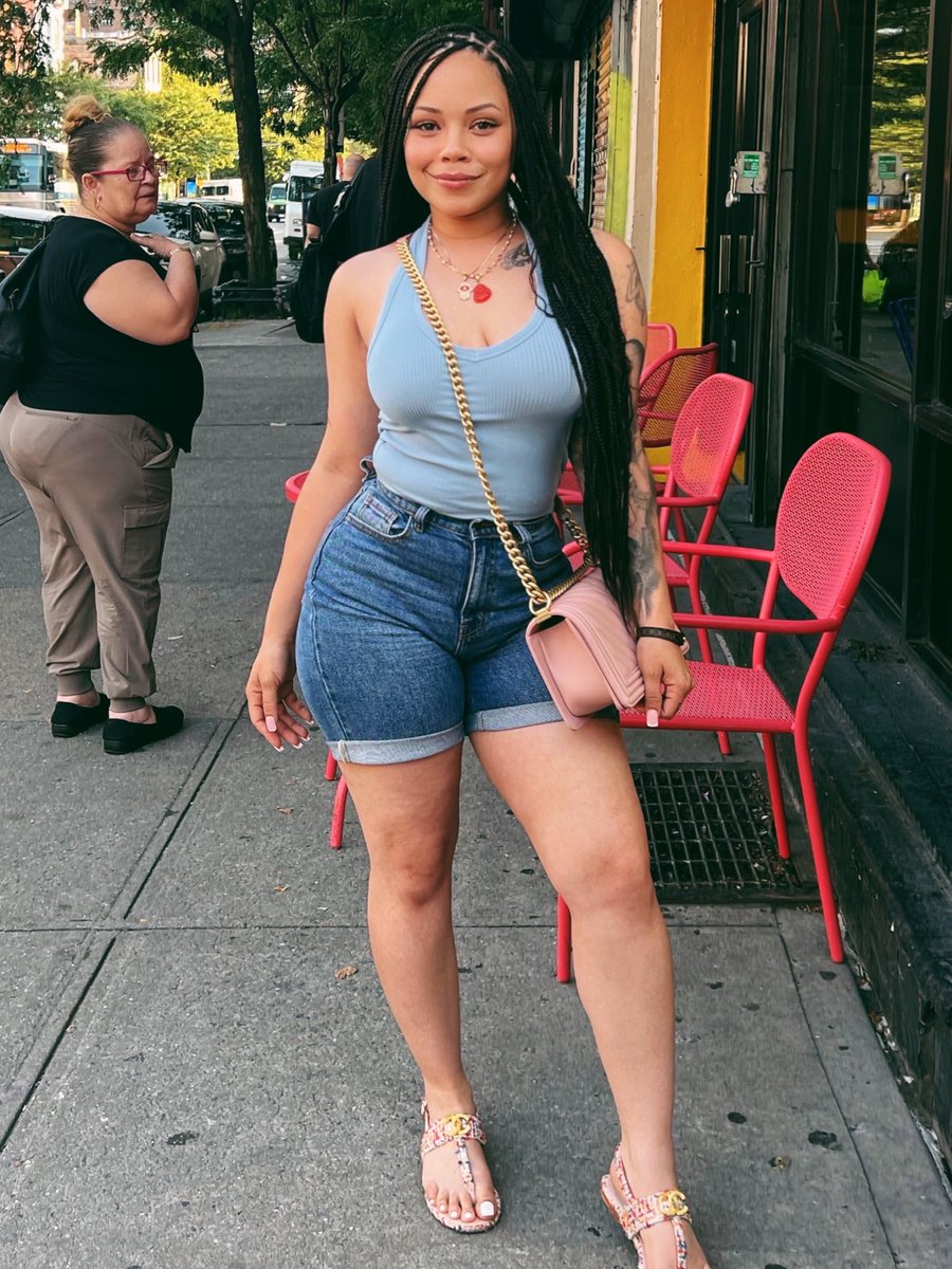 Alisesierra's tweet image. Back to regular programming