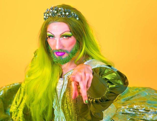 DragUpdate's tweet photo. Pura Luka Vega addresses backlash over viral bar performance where she was accused of cultural insensitivity while singing along to ‘Ama Namin’ remix:

“It’s really just a yassified worship/lipsync of the Lord’s Prayer.” https://t.co/gj3OJXUO5c