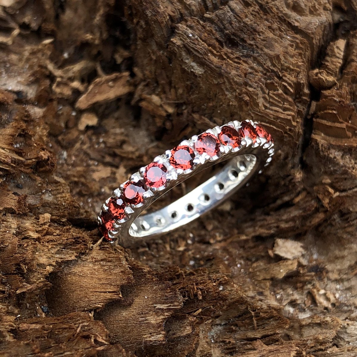 Eternity Band. Red Garnet. 925 Sterling Silver. Available all Sizes. 22 stones. Size US 7. Price: $85 [by gem-boutique]
  
 #fashion #vintage