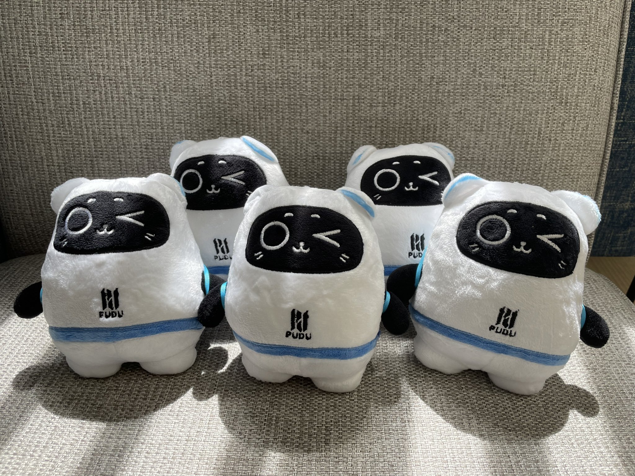 ネコロボ　ぬいぐるみ すかいらーく 非売品 未開封 激レア ベラボット 激レア】ネコロボ ぬいぐるみ すかいらーく 非売品 未開封 ベラ