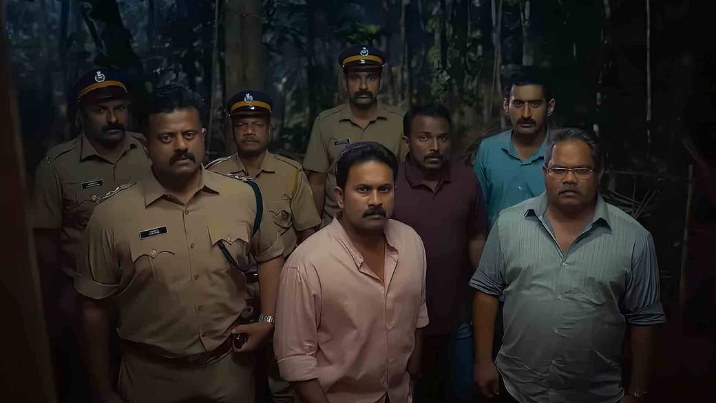 What a series!. #AjuVarghese   is at his best makeover. Best debut of malayalam series in Hotstar. No words to say 👌. Superb making

#KeralaCrimeFiles @DisneyPlusHS

Lal - performance 👌🔥