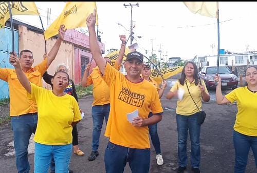 saramilano150's tweet photo. "Un futuro mejor está en tus manos infórmate y vota con conciencia" #libres #vamoscontodo #vamospalante #22oct #voto https://t.co/Rtlg0KW2n6