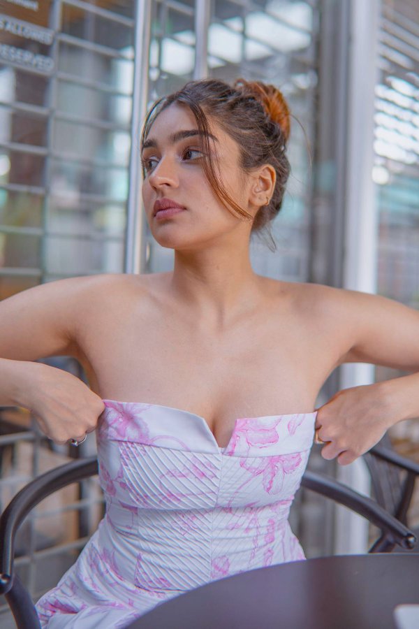 F0zuVMYaUAEHwJA?format=jpg&name=900x900