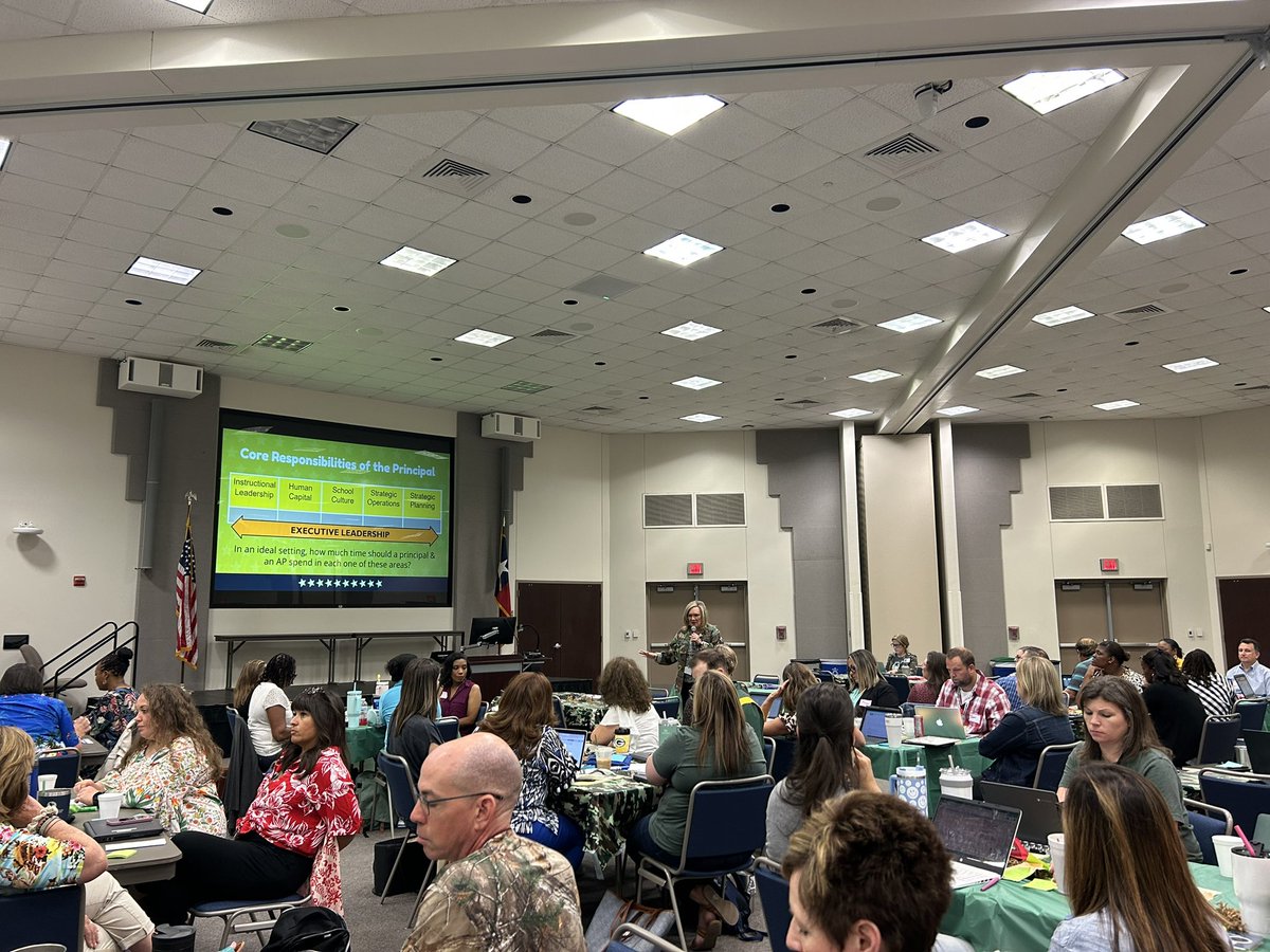 Steven Ewing tweet media