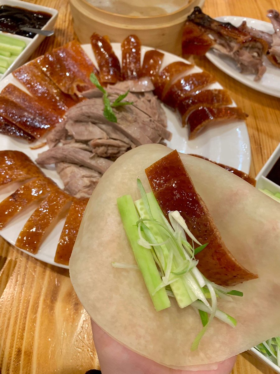 chavezizzy1999's tweet photo. Here comes Ji Rong ?? Supposedly the best Peking Duck in LA!
#los angeles restaurant scouting #los angeles duck #los angeles chinese restaurant #peking duck #peking duck recommendation #los angeles life https://t.co/nUTMIA0p9Q