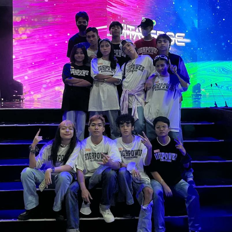 highpower2016's tweet photo. HighPower at Smart Araneta Coliseum for Happy 21st Mid-Year Anniversary of First Vita Plus 🎉😊
#FVPPH #FirstVitaPlusPH #DoyeeTumpalan #Highpower2016 #AranetaCity https://t.co/WT5rxABEdH
