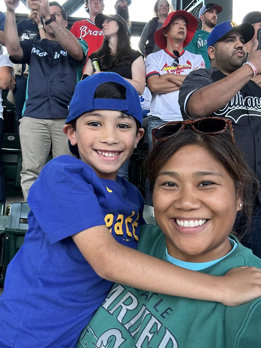 almita__jm's tweet photo. What an awesome 2 days in Seattle!! @Mariners @TMobilePark @MLB @AllStarGame #AllStarGame2023 #HomeRunDerby2023 https://t.co/A9y4VESE1C