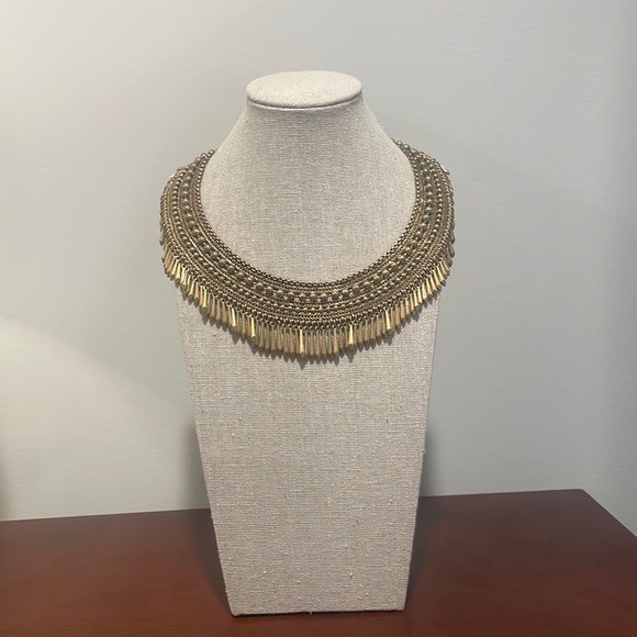 micely6391's tweet photo. So good I had to share! Check out all the items I'm loving on @Poshmarkapp #poshmark #fashion #style #shopmycloset #stelladot: https://t.co/hfQMiVxLQq https://t.co/smUahcq2ps