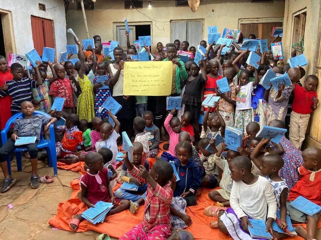 CranimerC's tweet image. 1st phase of scholastic material well recieved. 

Lets donnate to cover children's school uniforms, books, bags and domestic wear.