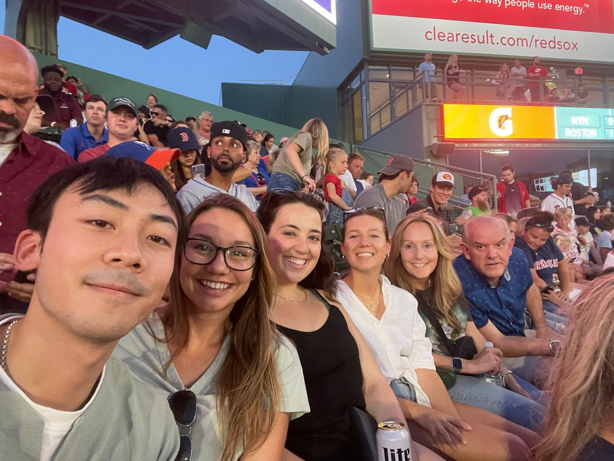 Angela Devlin tweet media