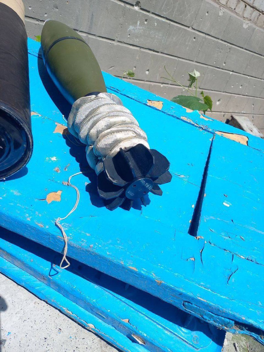 kardinal691's tweet photo. "So #Myanmar has joined the #Axis_of_Evil?"

The researchers noticed that 120 mm artillery mines manufactured in #Myanmar are in service with the #Russian Armed Forces.

🚀 Join the channel 🇺🇦

#ukraine #putinisamasskiller #putinisawarcriminal @kardinal691 https://t.co/4h4jsgjCK3
