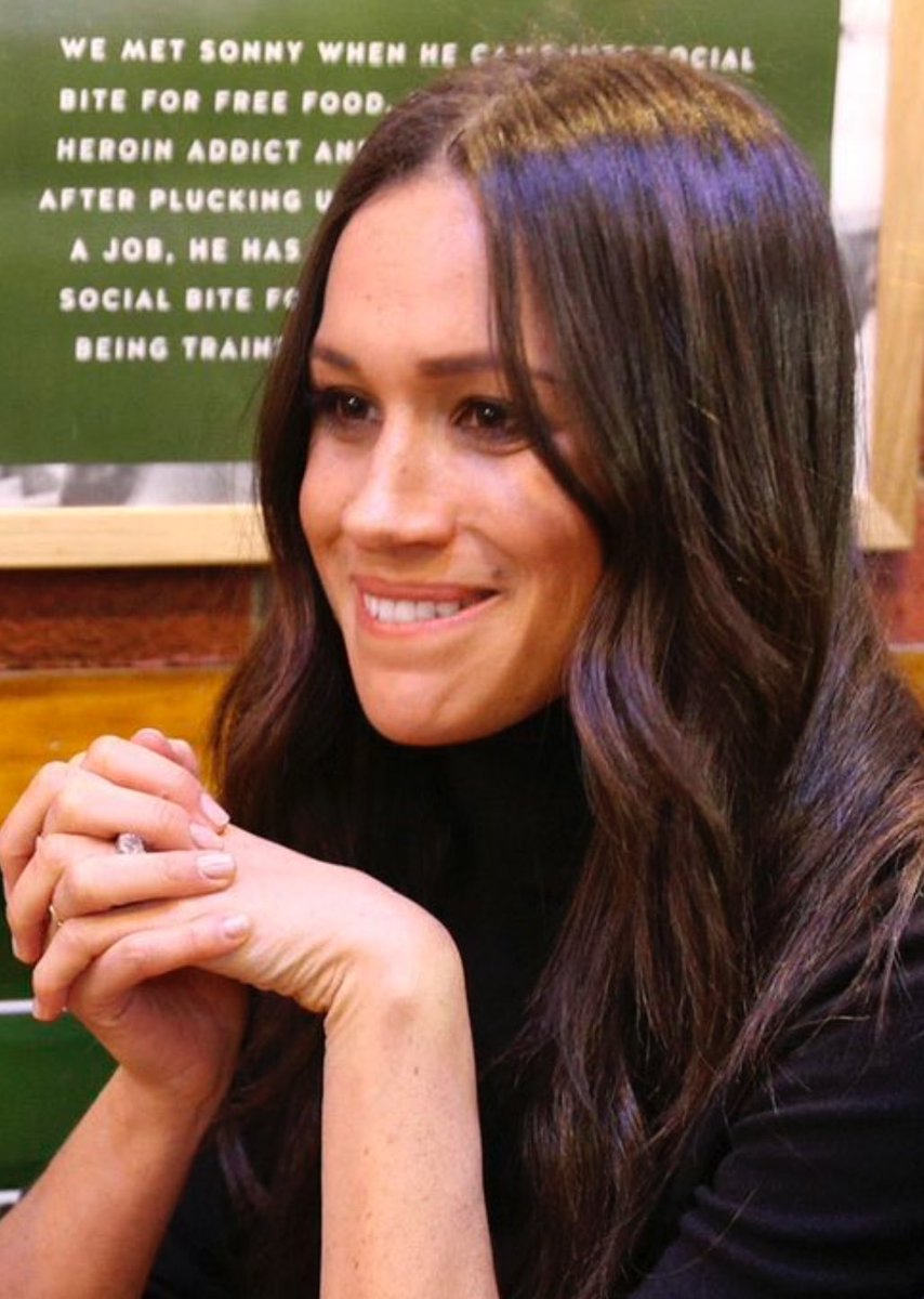 Megaliar Markle tweet media