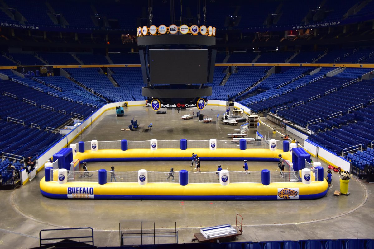 AcademyOfHockey's tweet photo. Thanks to the @BuffaloSabres and the arena staff for having our group over to play some street hockey today @KeyBankCtr. #AOH https://t.co/wWtizs15tc