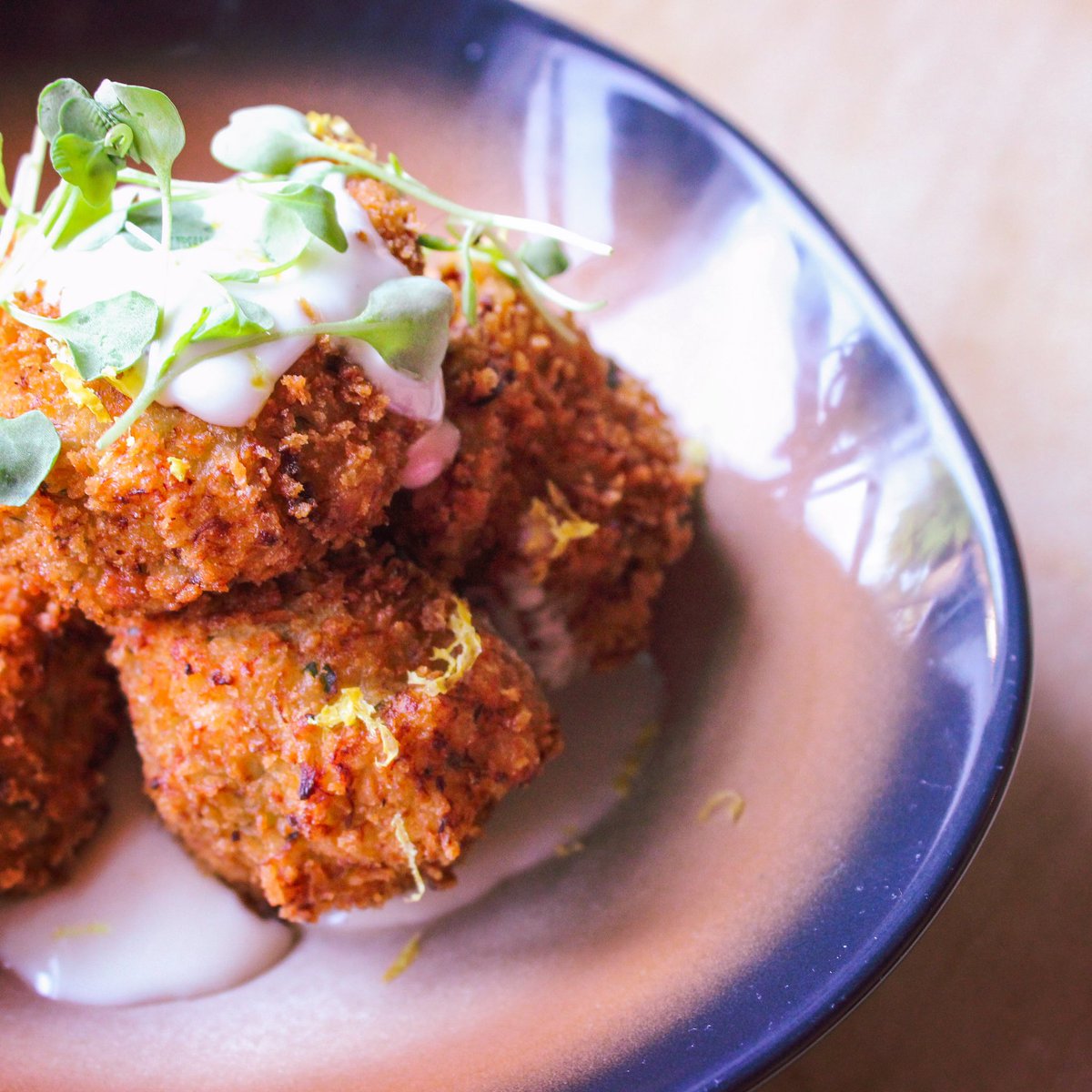 Bronzeville Winery tweet media