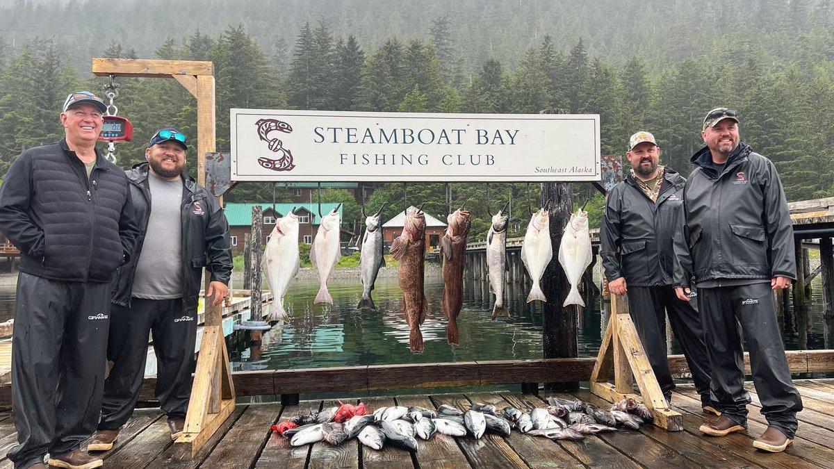 SteamboatBay's tweet photo. 📷 by @higgspeed: Alaska x #SteamboatBayFishingClub Part I:
...majestic views, everlasting memories + phenomenal fishing not possible without incredible crew at Steamboat Bay Fishing Club 🎣 + our generous Sanderson Ford family. Thank you🙏🏼
#FloatPlane #SalmonFishing #Alaska https://t.co/BXSOiNyfHy