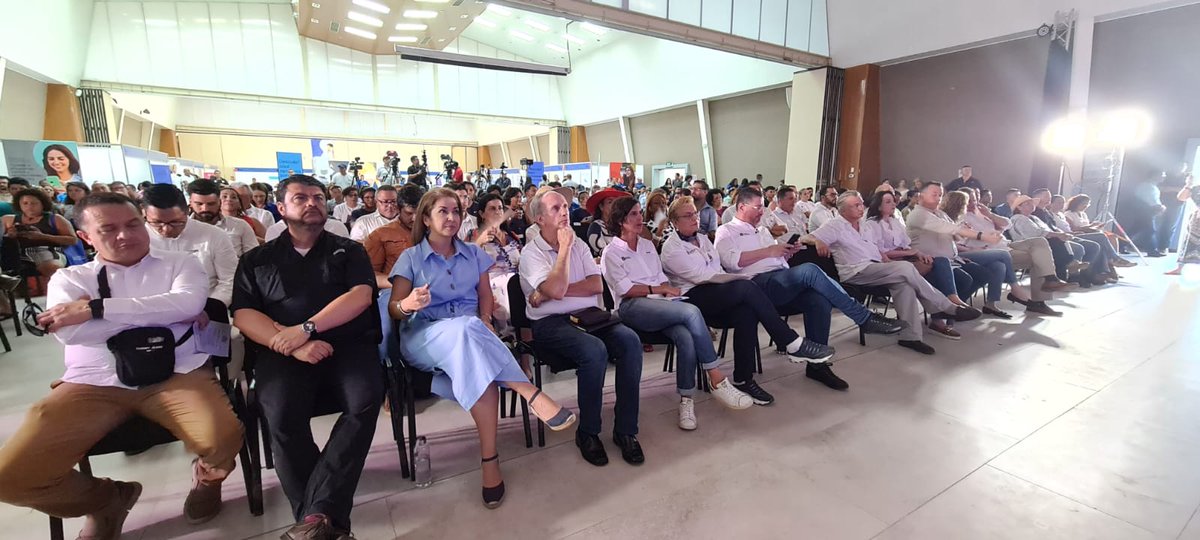 micittcr's tweet photo. Estrategia Brete dotará a las personas competencias y cualificaciones para cerrar brechas entre oferta y demanda de puestos de trabajo + info en https://t.co/O0G6IRvWq0

#MICITT
#Trabajo
#INA
#MEP
#EstraregiaBrete https://t.co/WPqUUYCuNr