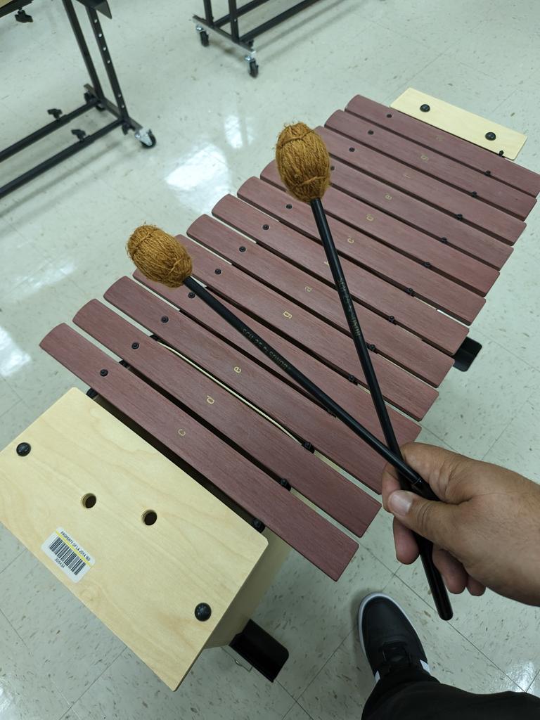 Mind shift from tech to tunes for me this week - time for some music in-service! Still... Always thinking of ways to integrate! 
<a href="/CGarza0930/">ᑕᒪEᗰ Gᗩᖇᘔᗩ 💻</a> <a href="/AnaMPerez1/">𝘈𝘯𝘢 𝘔𝘢𝘳𝘪𝘢 𝘗𝘦𝘳𝘦𝘻, 𝘔𝘓𝘚</a> <a href="/eduGOOGdroid/">Mr.G, M.Ed. 𝕏</a> #LJTECHi3 via <a href="/LaJoyaISDEdTech/">La Joya ISD EdTech</a>