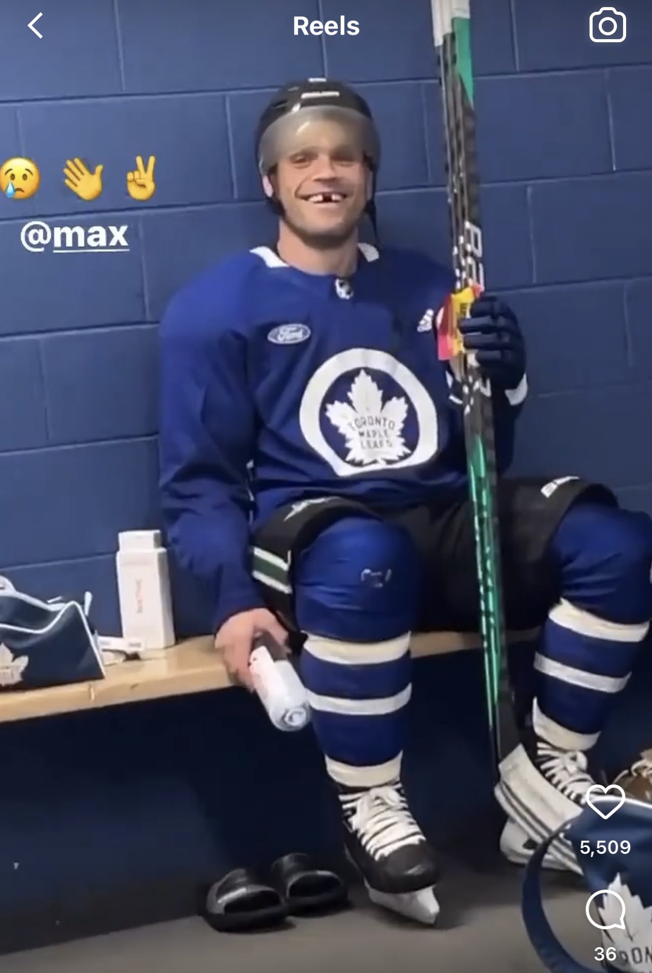 leafs gear