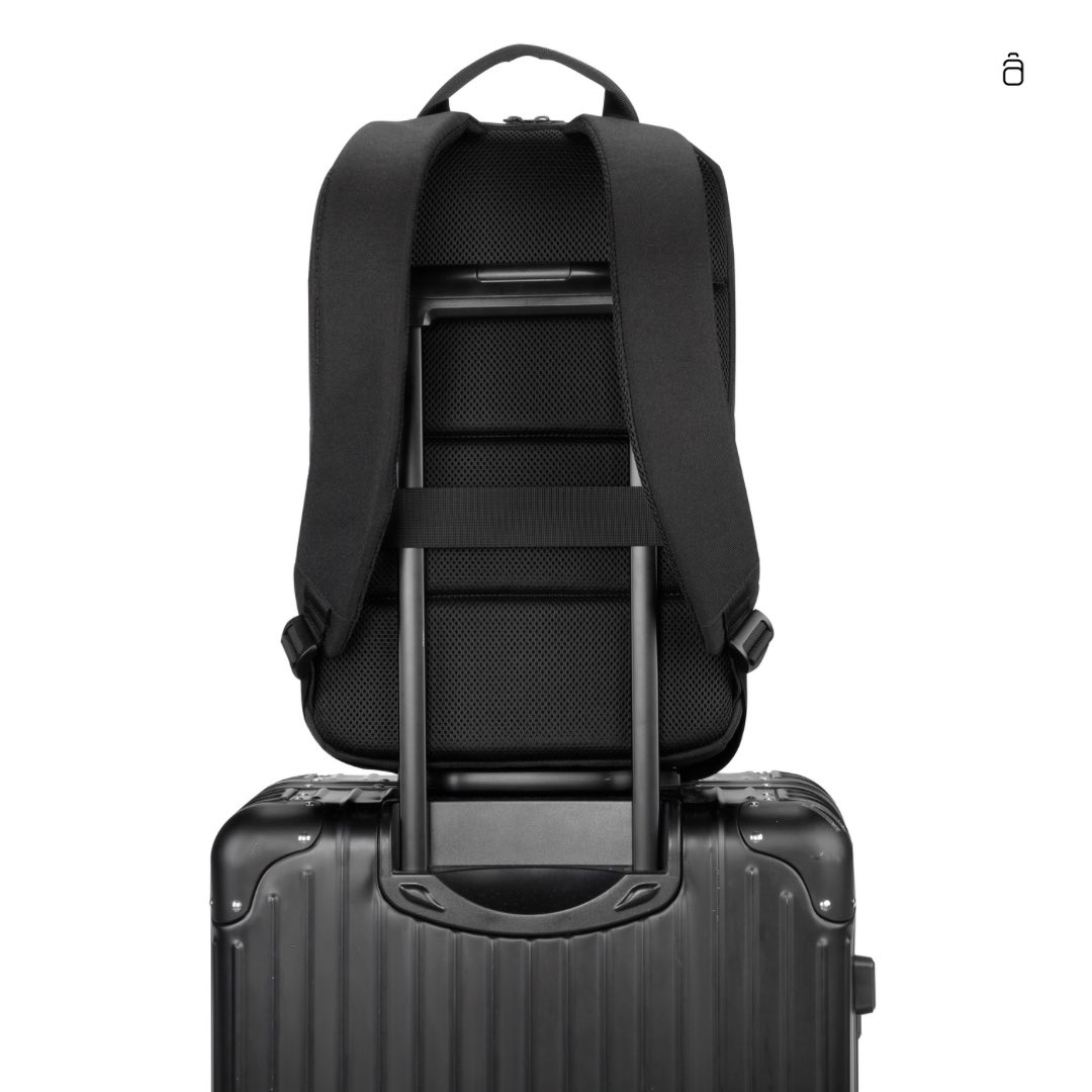 pulsak__'s tweet photo. #OriginalBag 🎒

Compañero confiable y espacioso para transportar una gran variedad de elementos.

Con bolsillos internos y compartimento acolchado perfecto para llevar tu computadora de hasta 15"

Disponible en https://t.co/w7cQBuXWE2 💻 y en nuestra tienda📍Paseo La Galería https://t.co/lWsNffsQjc
