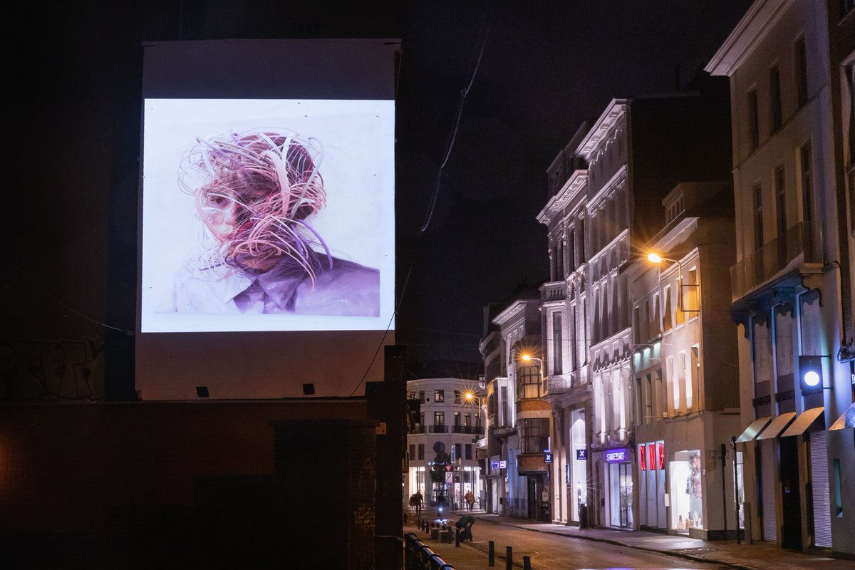 GN💫

Throwback to the <a href="/artcrush/"></a> exhibition in Ghent showing my collab with <a href="/___VF/">valentin fischer</a>