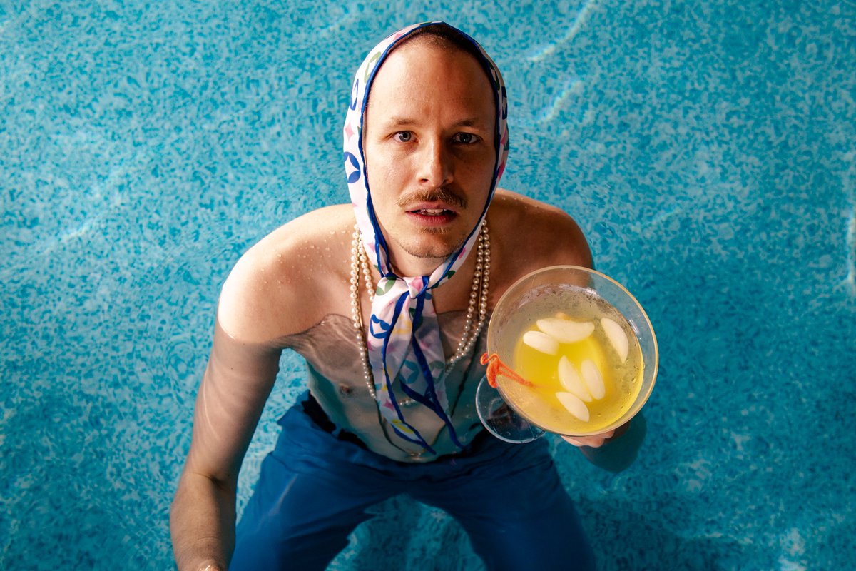 Profgampo's tweet photo. 👟👠👞 we need to pamper ur feet. first u gonna put on some high priced shoes then ur gonna take those mfers on a date to my fall tour 💃🕺

⚠️if u haven't gotten tickets yet, it's time....

https://t.co/XAIfBkrqKU https://t.co/rVlft9fMGi