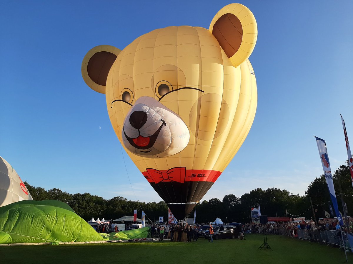 Friese Ballonfeesten tweet media
