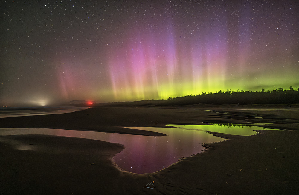 David McColm (@davidlmccolm) on Twitter photo Early this morning, somewhere between Tofino & Ucluelet, BC, this unexpected & amazing early morning light show happened #vancouverisland #pacificocean #aurora <a href="/TamithaSkov/">Dr. Tamitha Skov</a> <a href="/tourism_tofino/">Tourism Tofino</a> <a href="/TourismUcluelet/">Tourism Ucluelet</a> Early this morning, somewhere between Tofino & Ucluelet, BC, this unexpected & amazing early morning light show happened #vancouverisland #pacificocean #aurora <a href="/TamithaSkov/">Dr. Tamitha Skov</a> <a href="/tourism_tofino/">Tourism Tofino</a> <a href="/TourismUcluelet/">Tourism Ucluelet</a>