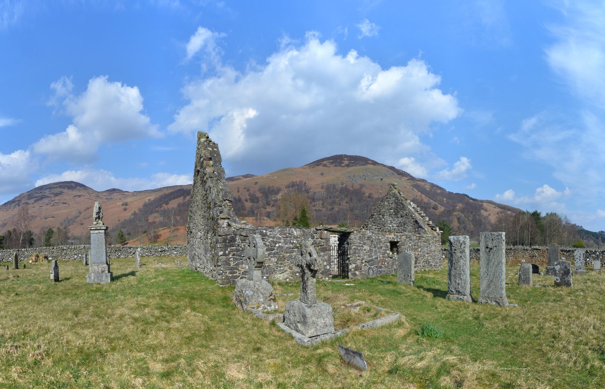 CJMorrison65's tweet photo. ScenicScotland.
St Fillans Chapel, St Fillans, Loch Earn.

#scotland #history #historicscotland #church #stfillans #lochearn https://t.co/JudIPpuUQg