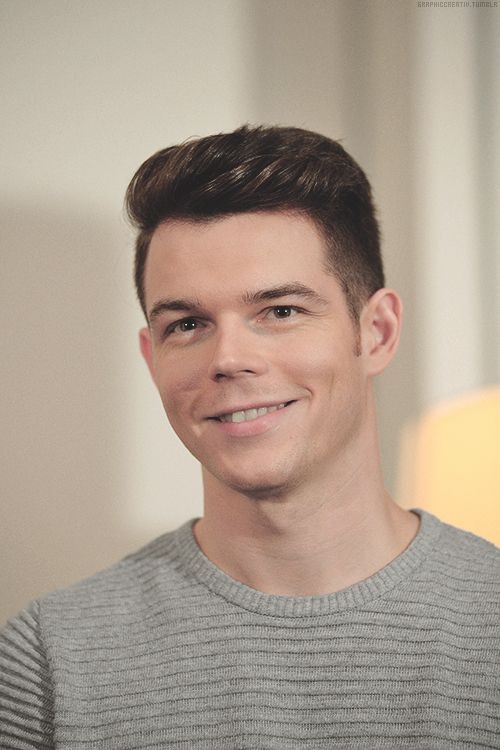 fucckmonsoon's tweet photo. Tweet de apreciacion a Georg Listing >>> https://t.co/vIWYm0XGBL