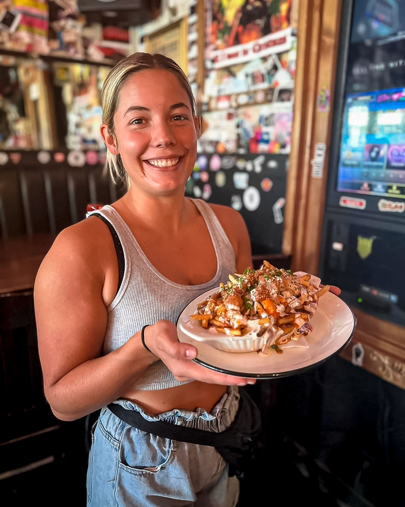 Leopoldstavern's tweet photo. #LeosOG serving up our POTW! 🤩

Buffalo Ranch Mozza Stick Poutine! Only available until July 30th at all locations and on https://t.co/byX46Sv12a 
⁠
#seeyouatleos #yqreats #regina #yqr https://t.co/q618nWHKQ1