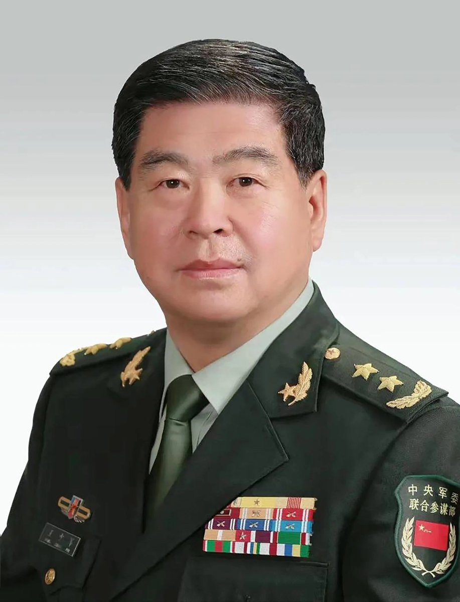 @IndoPac_Info 
WTF?!?
Qin Gang vanishes... Lt. Gen. Wang Shaojun (right), a former head of the Central Security Bureau that guards Xi dead ... in addition to...

(left)
1. Wu Guohua (吴国华), deputy commander of the CCP’s Rocket Force, allegedly committed suicide on Jul 6.
2. Li
