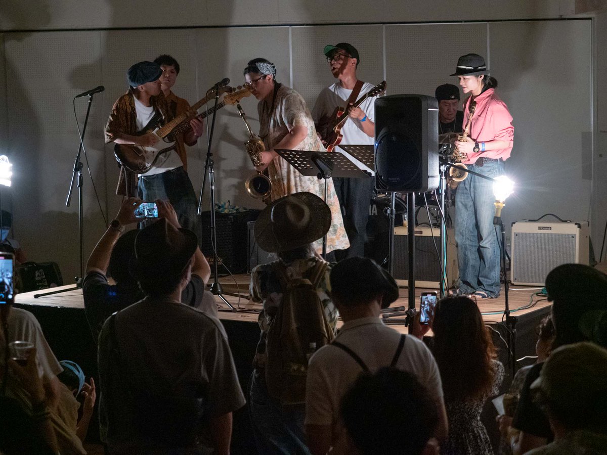 tommy2955's tweet photo. #ゑびすブルースフェス
Hotch Potch Blues Band Ⅲ (Photo by @tommy2955)
#キングブラザーズ #T字路s #ペンペンドンピー #池間由布子 #スパイダーテツ #アンモニアンズ #BIGFIELDJUGBAND #HotchPotchBluesBand #ThePYTHONS https://t.co/562gRevhPy