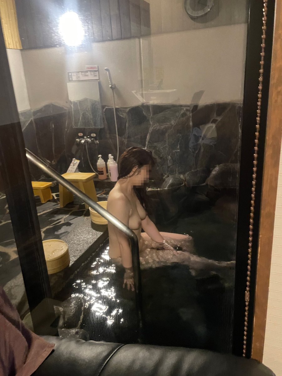 家族風呂♨️
いつもはお風呂で始まっちゃいますが、今日は疲れてたのでゆっくり入りました。
上がってから結局するんですけどね！笑