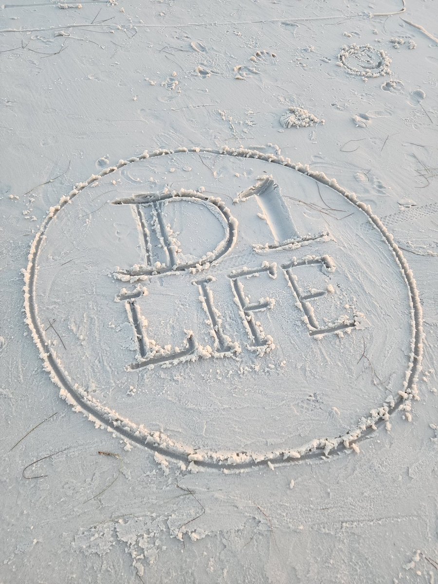 d1life's tweet photo. Make a difference... Leave your mark on this world. π©΅ https://t.co/N5WHGe8zaw
#LiveLikeDylan #LoveLikeJesus https://t.co/LOfuqYRVf6