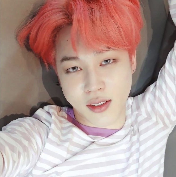 koomismut's tweet photo. 1 ticket for                           1 ticket for
barbie                                   whatever 
please                                 he’s seeing https://t.co/dxbOEpKvHN