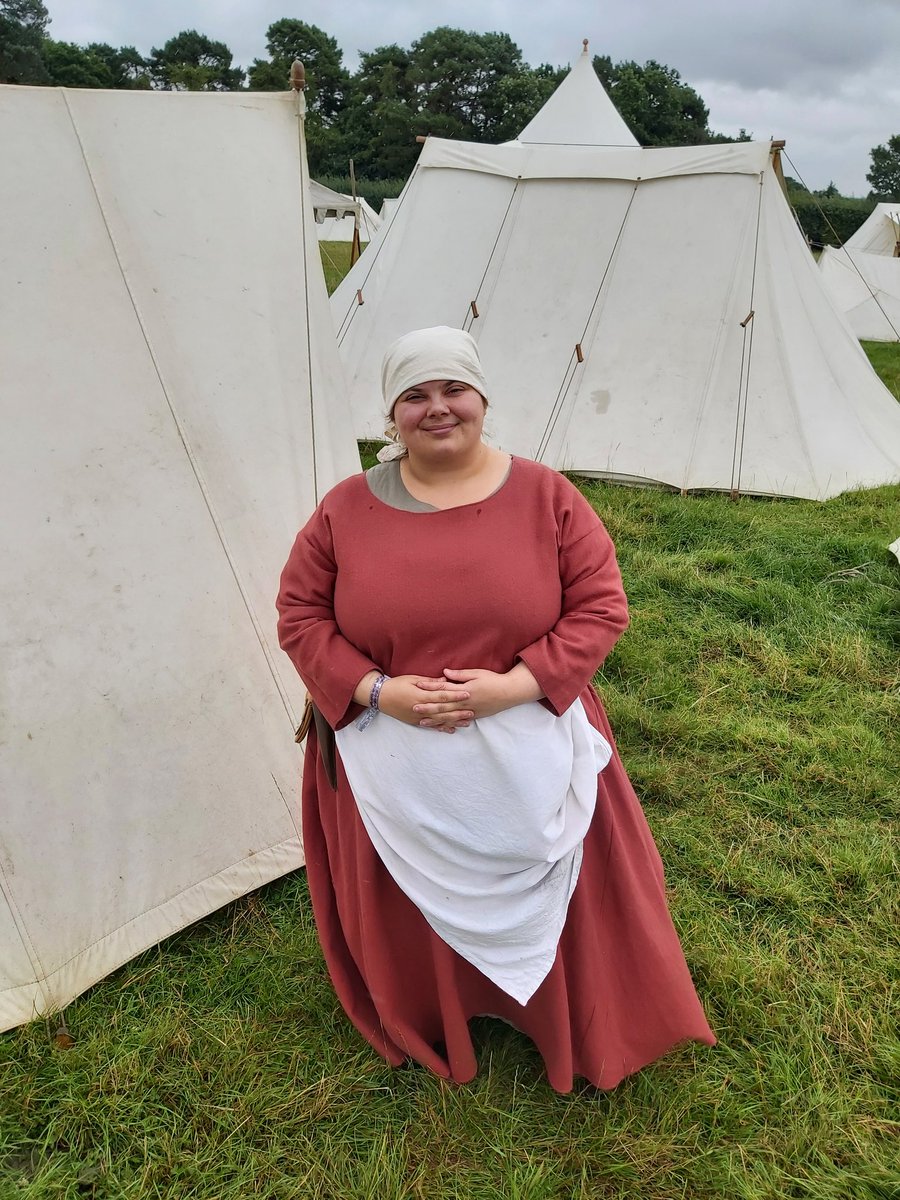 SustainableEmma's tweet photo. Who doesn't enjoy spending their weekend explaining to the public that a puffin is, in fact, a fish?*

*according to #Medieval Catholics, at least.

#history #reenactment #Shrewsbury https://t.co/oLdVYX79Zt
