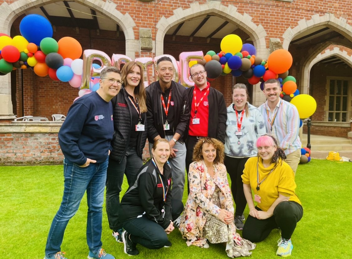 QueensAccomm's tweet photo. 🌈Despite the weather, the Residential Life team and colleagues still had a fabulous time at the Pride Picnic 2023! 🌈#QUBPRIDE #QUBPRISM #PRIDE2023 #QUBResLife #LiveatQueens #LoveQUB #QUBDiversityandInclusion #QUBEqualDiverse https://t.co/p6yknrGzfj